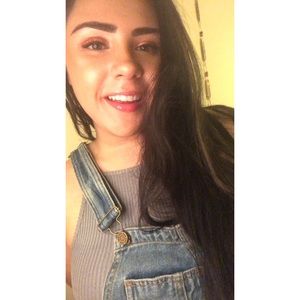 Meet your Posher, Jasmine